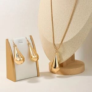 Exaggerated Earrings + Necklace Set With Giant Golden Drop Design